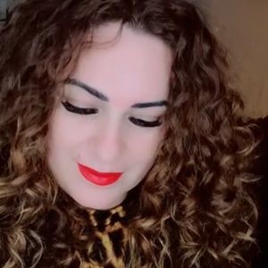 Meet your Posher, Yisel